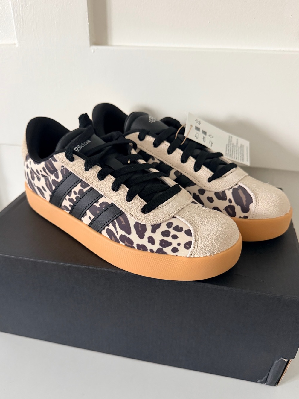 NWT Adidas Leopard Print Sneakers size 5Y/6.5W